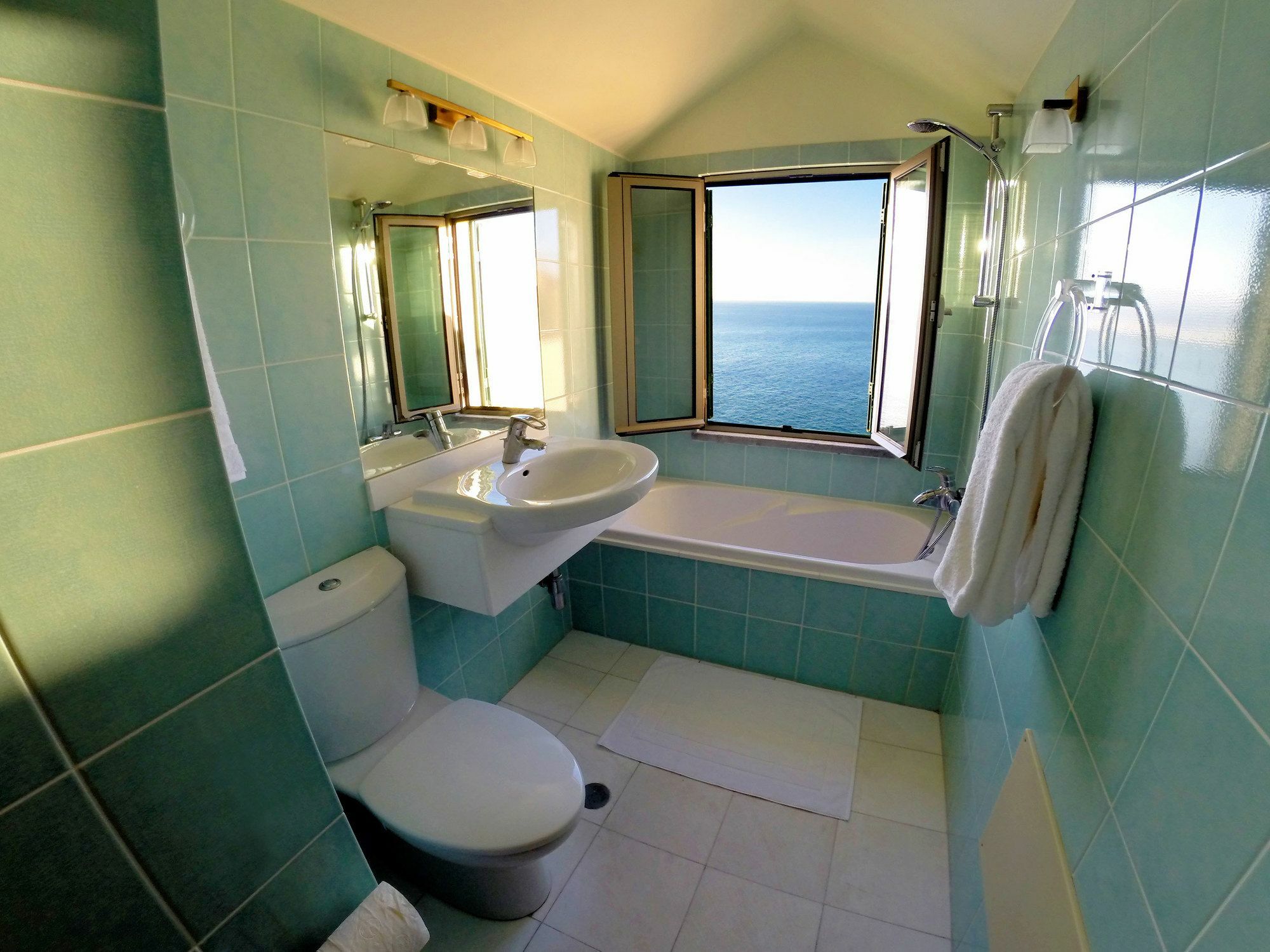 Finest Rentals - Beachfront Penthouse Funchal  Eksteriør bilde