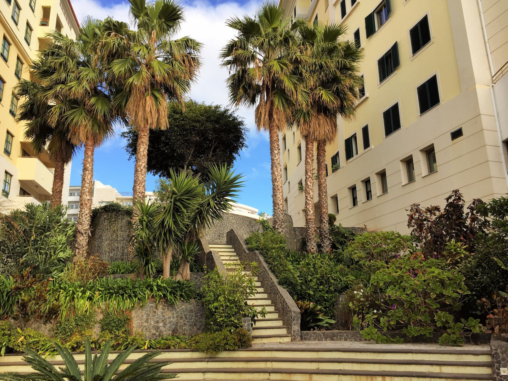 Finest Rentals - Beachfront Penthouse Funchal  Eksteriør bilde